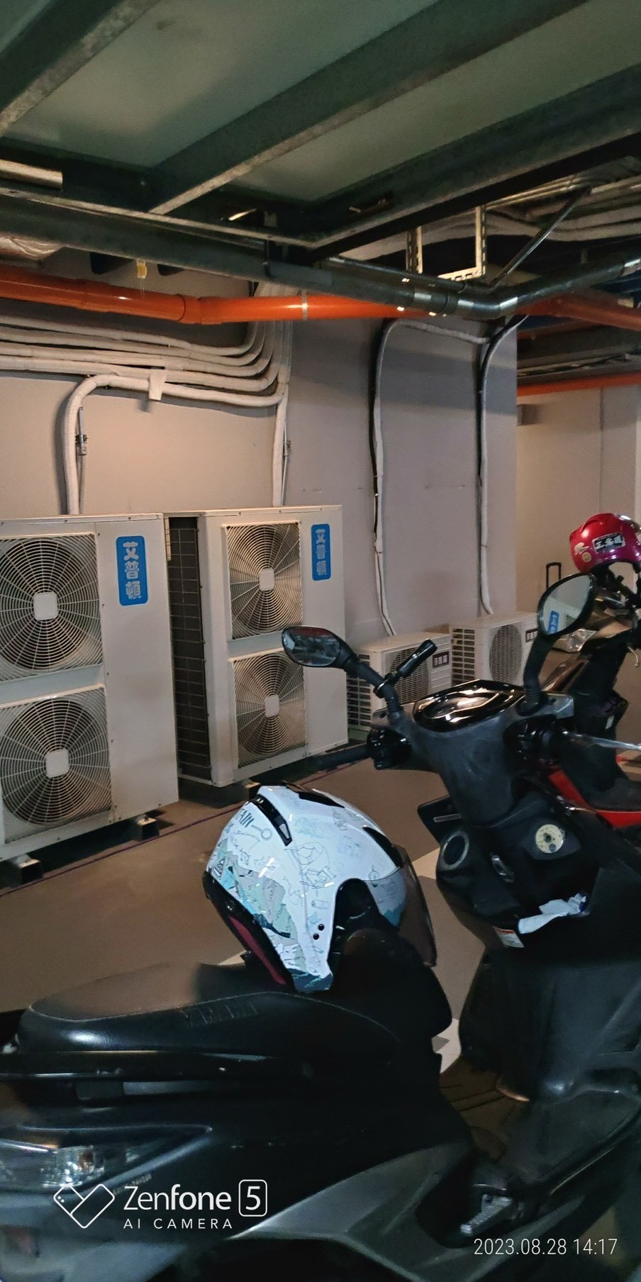 減少轉折： 盡量使用直線，減少 90 度彎折以減少冷媒阻力，若需彎折應使用彎管器。